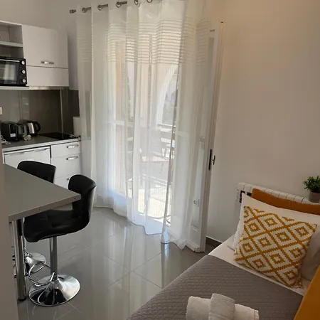 Nuovo3 Apartament